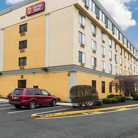 Clarion Hotel